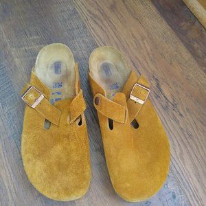 Boston Birkenstock clogs